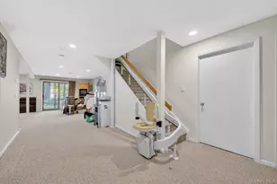 9 Easthaven Ln, White Plains, NY 10605 - Photo 39