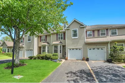 47 Snowdance Lane, Nesconset, NY 11767 - Photo 5