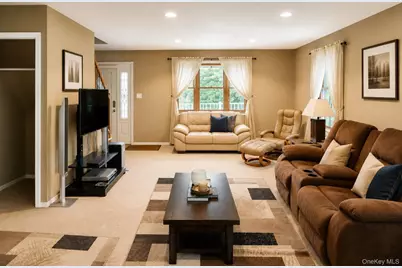 3837 Cordwood Lane, Seaford, NY 11783 - Photo 3