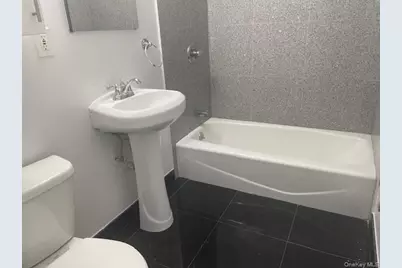 757 Chestnut Street #1st Fl, Cedarhurst, NY 11516 - Photo 7