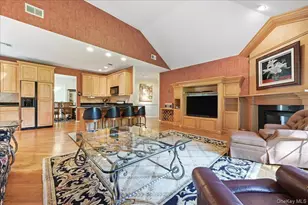 65 Redan Dr, Smithtown, NY 11787 - Photo 21