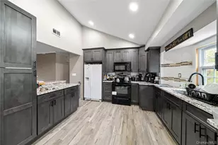 2501 Rose Pl, Westbury, NY 11590 - Photo 23