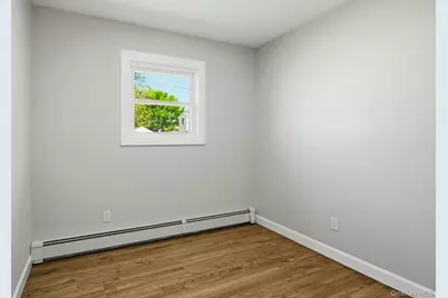 21 Robbins Street, Lindenhurst, NY 11757 - Photo 25