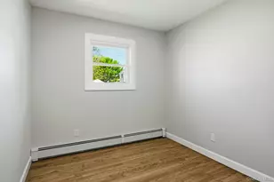 21 Robbins St, Lindenhurst, NY 11757 - Photo 25