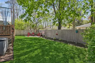 126 New Jersey Ave, Bellport, NY 11713 - Photo 23