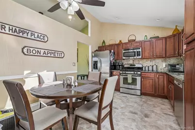 126 New Jersey Avenue, Bellport, NY 11713 - Photo 3