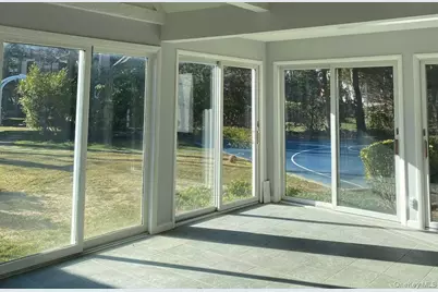 940 Smith Lane, Hewlett, NY 11598 - Photo 17