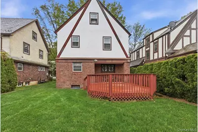 311 Carnation Avenue, Floral Park, NY 11001 - Photo 29