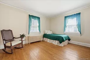 311 Carnation Ave, Floral Park, NY 11001 - Photo 21