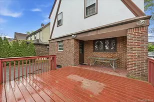 311 Carnation Ave, Floral Park, NY 11001 - Photo 25