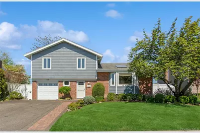 108 Wayne Street, Jericho, NY 11753 - Photo 1