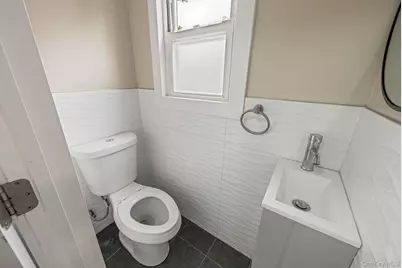 301 Merrifield Avenue, Oceanside, NY 11572 - Photo 21