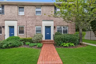 396 Merrick Rd, Rockville Centre, NY 11570 - Photo 9