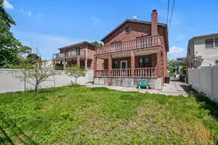 49-20 167th St, Fresh Meadows, NY 11365 - Photo 11