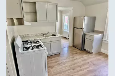 324 Underhill Ave, Bronx, NY 10473 - Photo 3