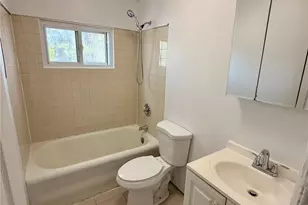 324 Underhill Ave, Bronx, NY 10473 - Photo 7