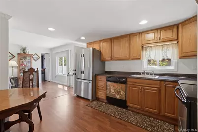 36 Sunflower, Bohemia, NY 11716 - Photo 7
