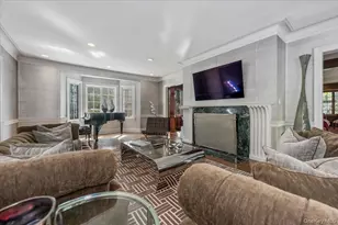 126 Station Rd, Great Neck, NY 11024 - Photo 5