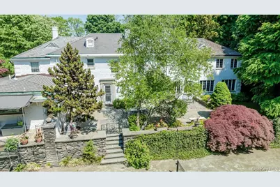126 Station Road, Great Neck, NY 11024 - Photo 39