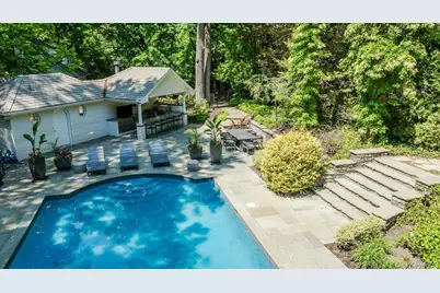 126 Station Road, Great Neck, NY 11024 - Photo 41