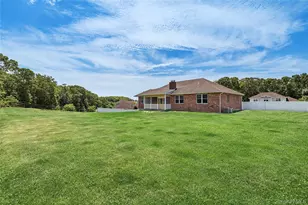 52 Mastro Rd, Calverton, NY 11933 - Photo 15