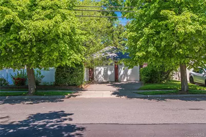 186 Pennsylvania Avenue, Freeport, NY 11520 - Photo 23