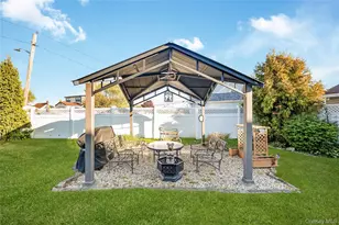 53 Lincoln Blvd, Bethpage, NY 11714 - Photo 21