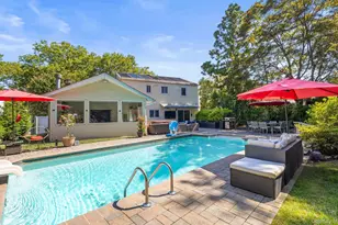 10 Wentworth Dr, Dix Hills, NY 11746 - Photo 43
