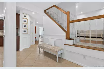 10 Wentworth Drive, Dix Hills, NY 11746 - Photo 27