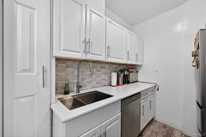 941 Jerome Avenue #5B, Bronx, NY 10452 - Photo 5