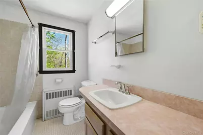 9 Robinson Street, Shoreham, NY 11786 - Photo 23