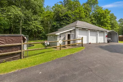 421 Orchard Drive, Wallkill, NY 12589 - Photo 31