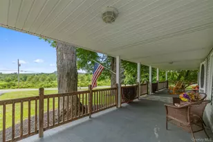 421 Orchard Dr, Wallkill, NY 12589 - Photo 5
