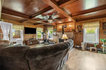 421 Orchard Drive, Wallkill, NY 12589 - Photo 9