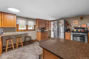 421 Orchard Dr, Wallkill, NY 12589 - Photo 13