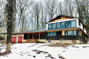 19 Tiffany Rd, Oyster Bay, NY 11771 - Photo 3