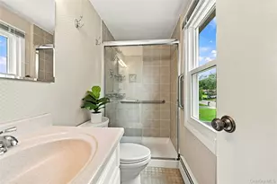 20 Hastings Dr, Stony Brook, NY 11790 - Photo 23