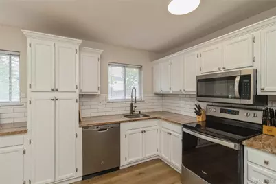 7 Austin Street, Bellport, NY 11713 - Photo 11