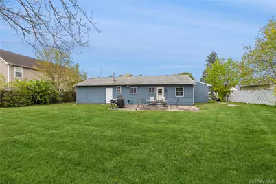 7 Austin Street, Bellport, NY 11713 - Photo 29