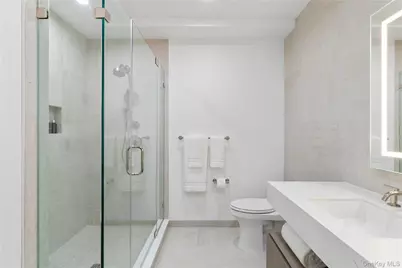 140 Boardwalk #L8 B, Long Beach, NY 11561 - Photo 19