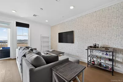 421 Marina Pointe Drive #421, East Rockaway, NY 11518 - Photo 13