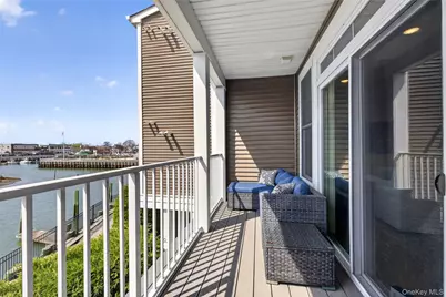 421 Marina Pointe Drive #421, East Rockaway, NY 11518 - Photo 27