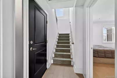 421 Marina Pointe Drive #421, East Rockaway, NY 11518 - Photo 3