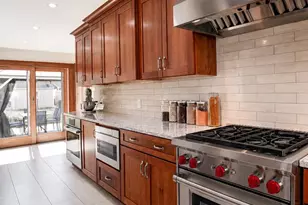 53 James Ln, Levittown, NY 11756 - Photo 9