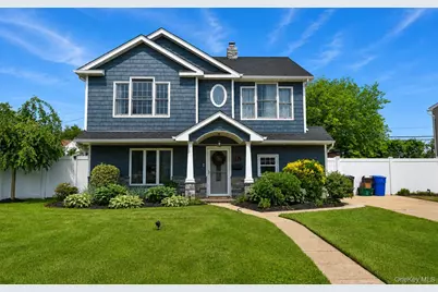 26 Sycamore Lane, Levittown, NY 11756 - Photo 1