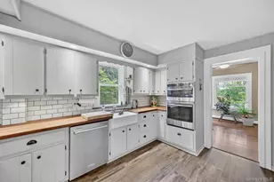 10 Edwin Rd, Poughkeepsie, NY 12603 - Photo 15