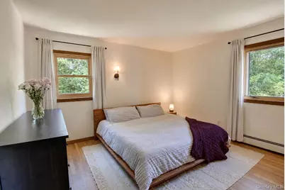 10 Camelot Lane, East Setauket, NY 11733 - Photo 27