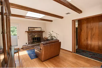 10 Camelot Lane, East Setauket, NY 11733 - Photo 23
