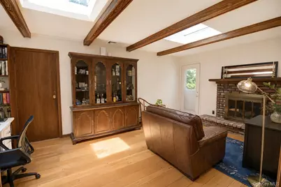 10 Camelot Lane, East Setauket, NY 11733 - Photo 25