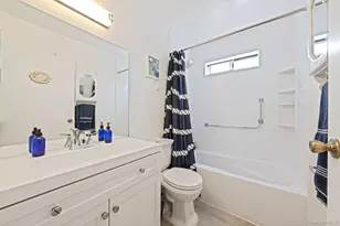 1 Avon Ct, Ridge, NY 11961 - Photo 17